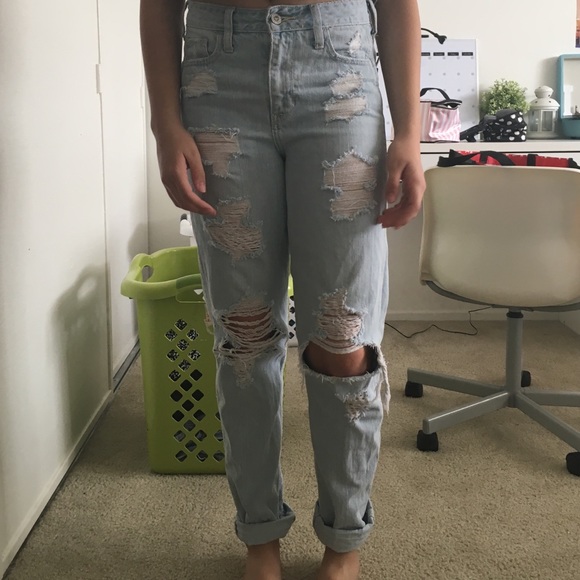 High waisted boyfriend jeans