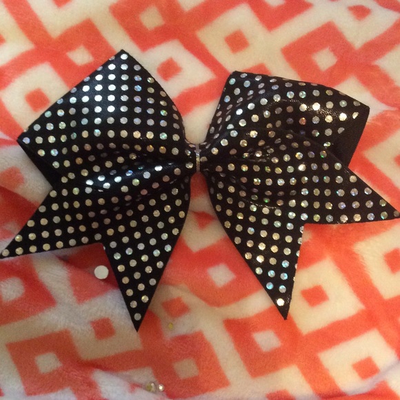 Blacks and silver bow!