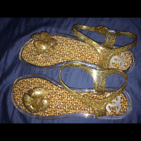 Chanel jelly camellia Gold sandals 39/9 gorgeous!