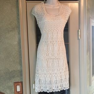 NWT💄 Lace dress by Solitaire