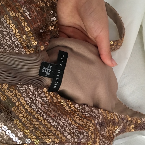 Beautiful sequined prom dress - Picture 4 of 4