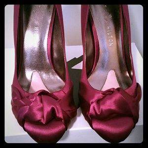 4 1/2 inch  rhinestone pumps