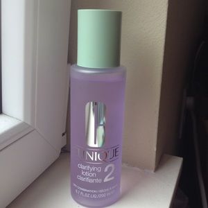 ❗️RESERVED❗️Clinique Clarifying lotion