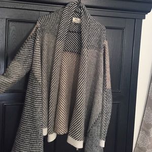 Cotton On Sweater