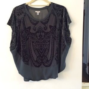 Ecote top with velvet design