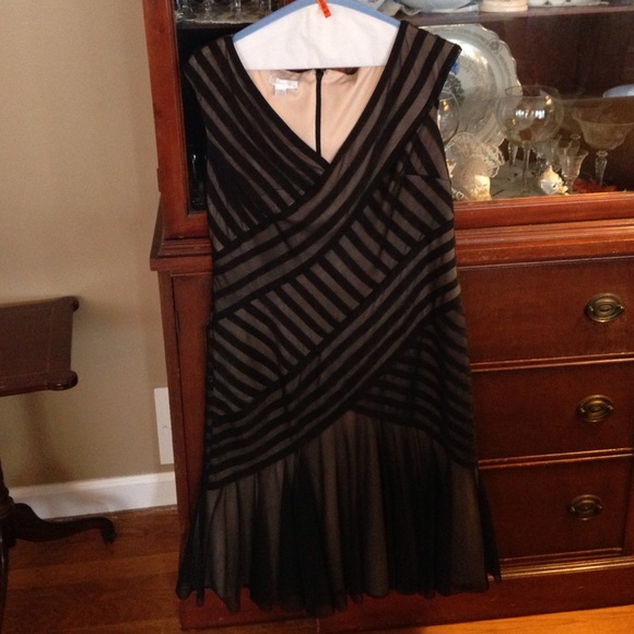 London Times fitted swing dress