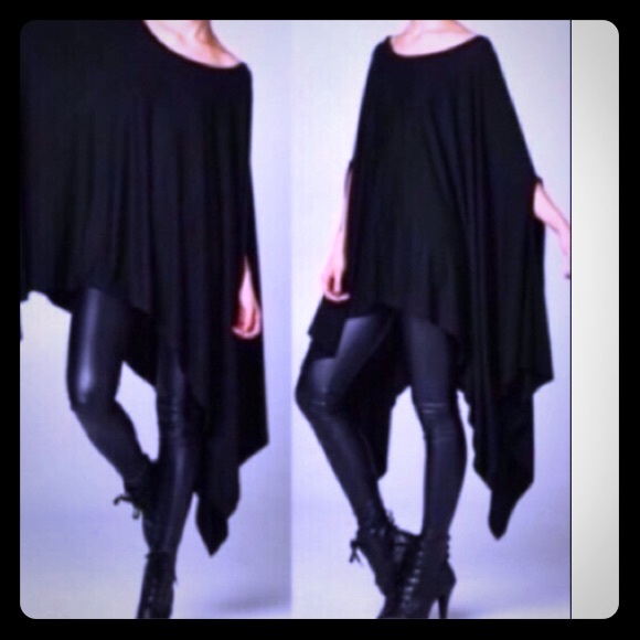 Size Large black trapeze top / Dress very on trend