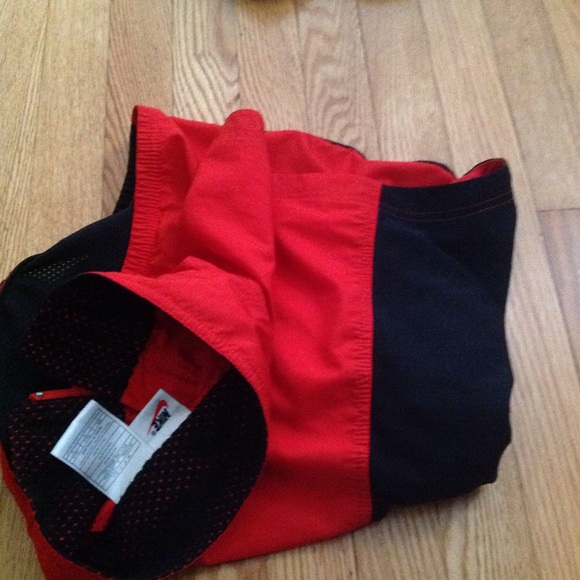 Nike Vest❗️❗️❗️ - Picture 2 of 2