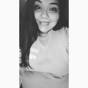 Meet your Posher, Alexis