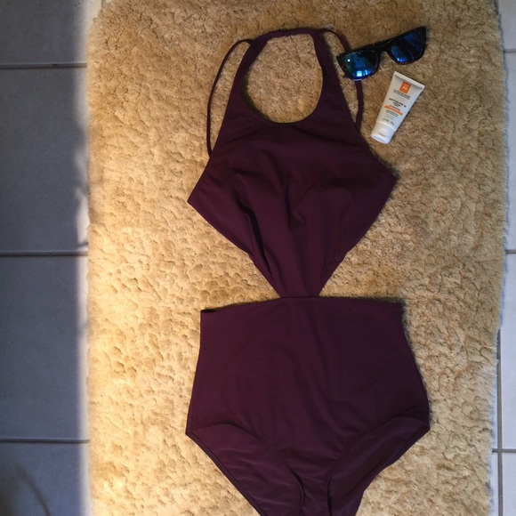 Flagpole Swim one piece cutout bathing suit 🍭💋🌸