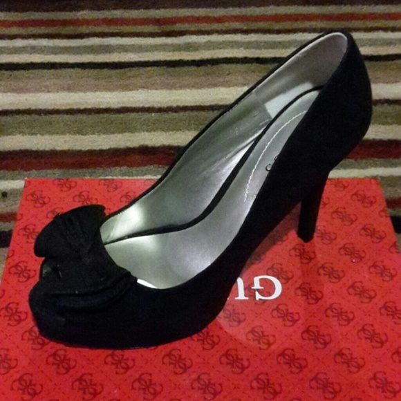 Blk Suede Peep Toes