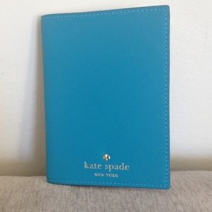 Kate Spade Mikas Pond passport holder