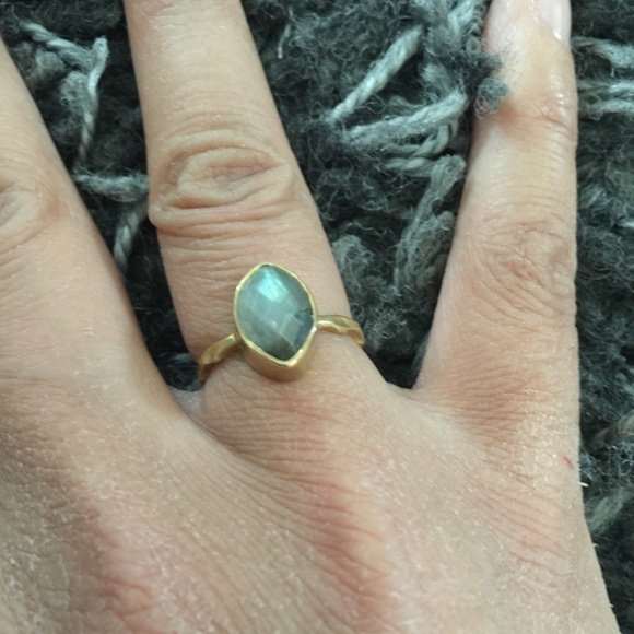 Hammered 18K Gold Vermeil Stone Ring - Picture 3 of 4