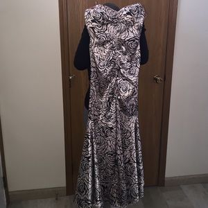 Cream &Black Prom Dress