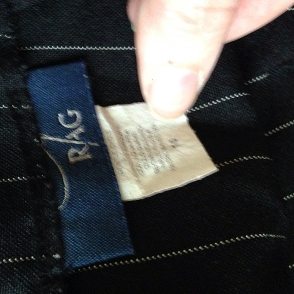 Pin stripe pencil skirt! - Picture 4 of 5