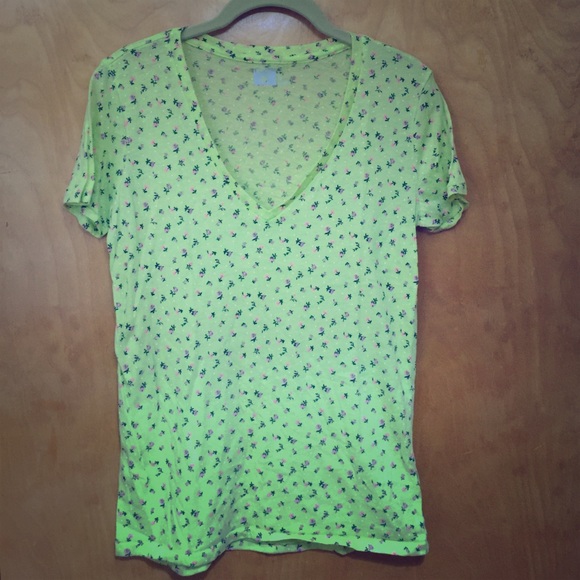 BDG Tops - Urban outfitters Bright Green Floral V-Neck T BDG