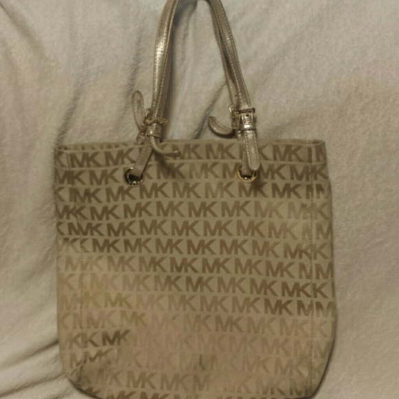 Authrntic MK tote