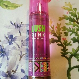 Bath & Body Works Lush Pink Dragonfruit body mist