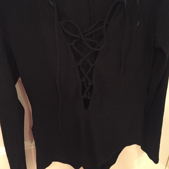 Long sleeve lace-up bodysuit-BLACK - Picture 3 of 4