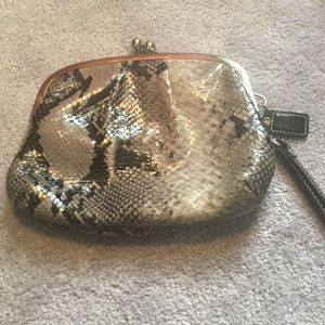 Perfect condition Coach wristlet!!!