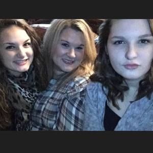 Meet your Posher, Crystal