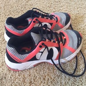 Pearl Izumi running shoes