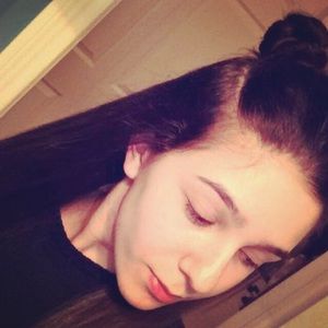 Meet your Posher, Dana