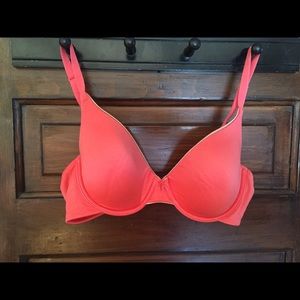Maidenform Bra 38D