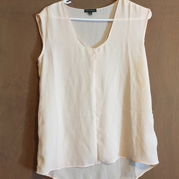 Medium shinestar pale pink top!