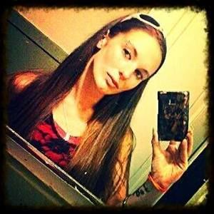 Meet your Posher, Brittney