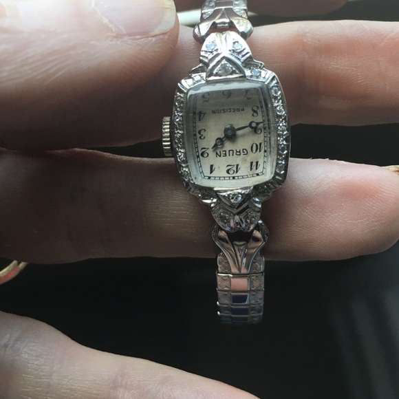 Ladies vintage 1920's watch
