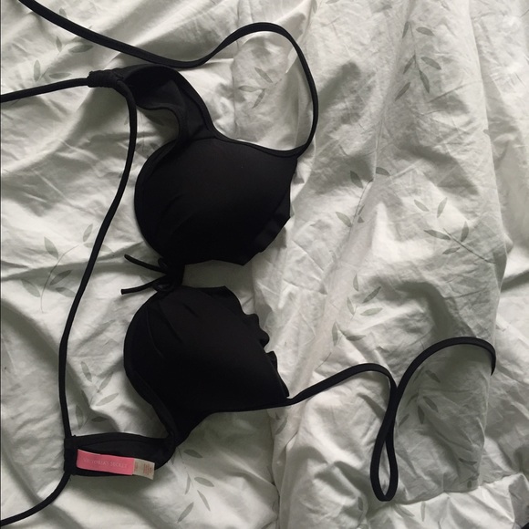 New vs halter top