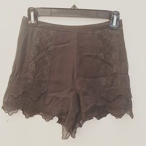 TOPSHOP London Lace Panel High-Rise Flutter Shorts