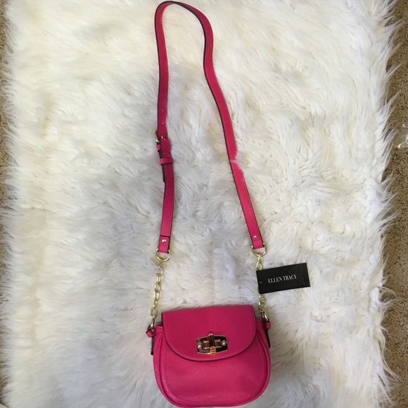 Small Saddle Bag in Magenta - Picture 2 of 5