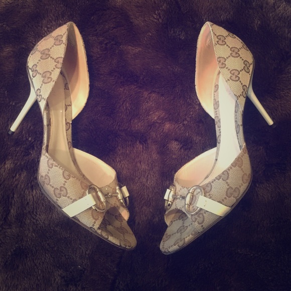 ❗️MUST GO❗️Perfect Condition Gucci Pumps