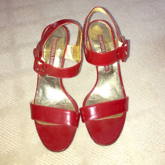 Vintage patent red 3 inch heels