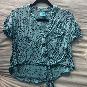 Loose crop top