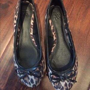 NY&C...never worn leopard print...sz 6