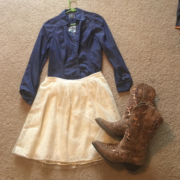 New condition high waited tulle skirt