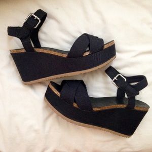Size 10 Black Woven Wedges
