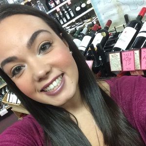 Meet your Posher, Alexandra