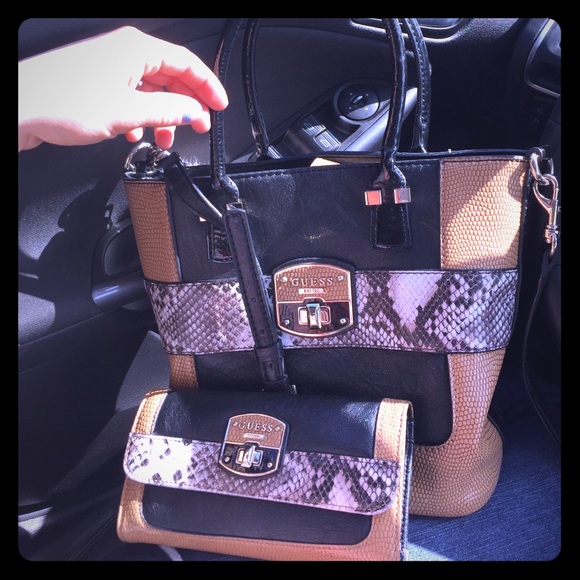 Guess purse and wallet