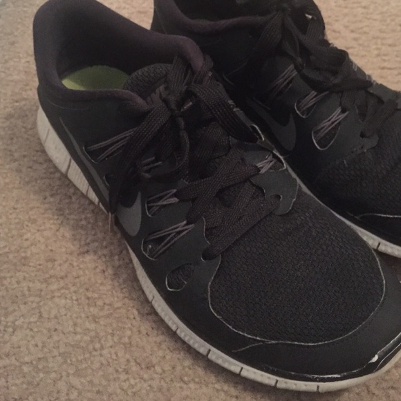 Nike sneakers OLD