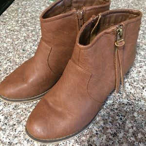 Ankle boots