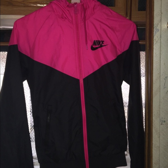 Nike Windbreaker
