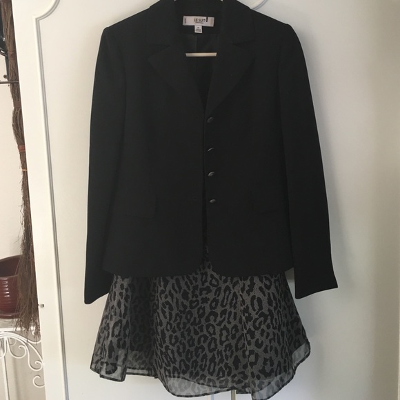 Suit
