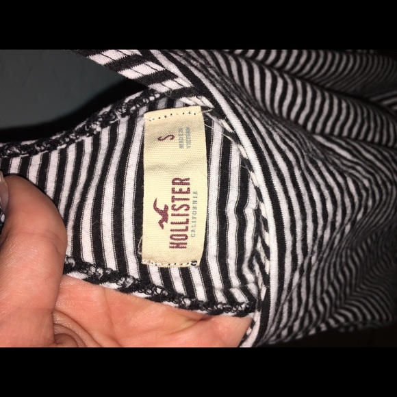 Hollister b&w striped halter tank top - Picture 3 of 3