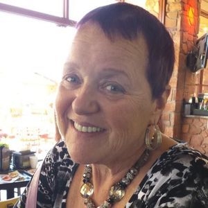 Meet your Posher, Beth