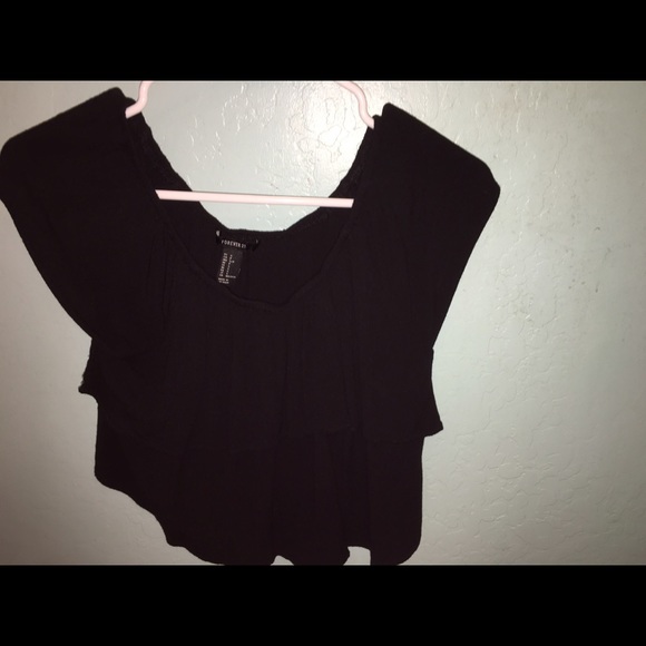 BUNDLE: Forever 21 Crop Tops (all small) - Picture 2 of 4