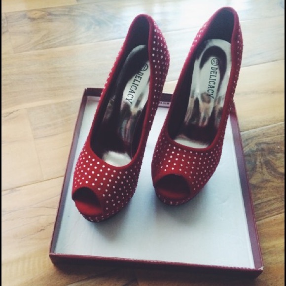 Delicacy open toe pump heels